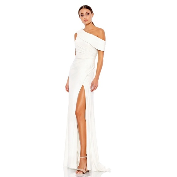 Anthropologie | Mac Duggal 26517 One Shoulder Ruched Jersey Gown In White Size 0 - Picture 2 of 13